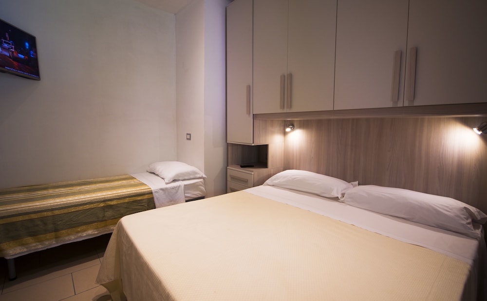 1 Bedroom, Apartment, 1 Double and 1 Single Bed, Park Oasi Residence 4/8