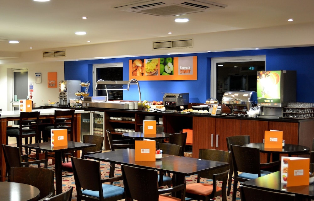 Holiday Inn Express Braintree 35/47