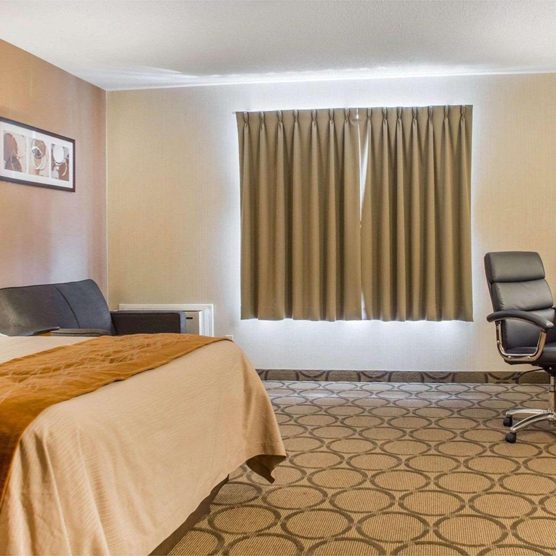 Room, Queen Bed, Ground Floor