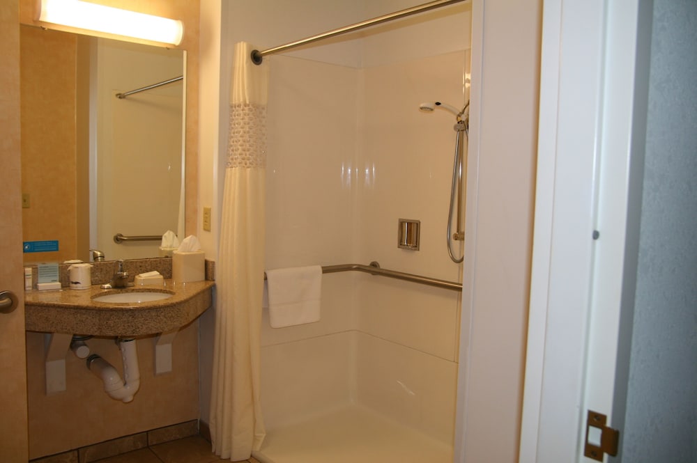 Hampton Inn Pine Grove 20/58