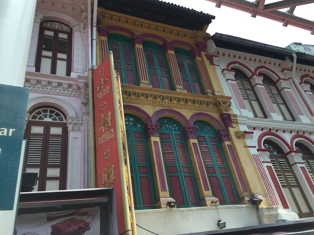 Royal Hostel Singapore 1/33