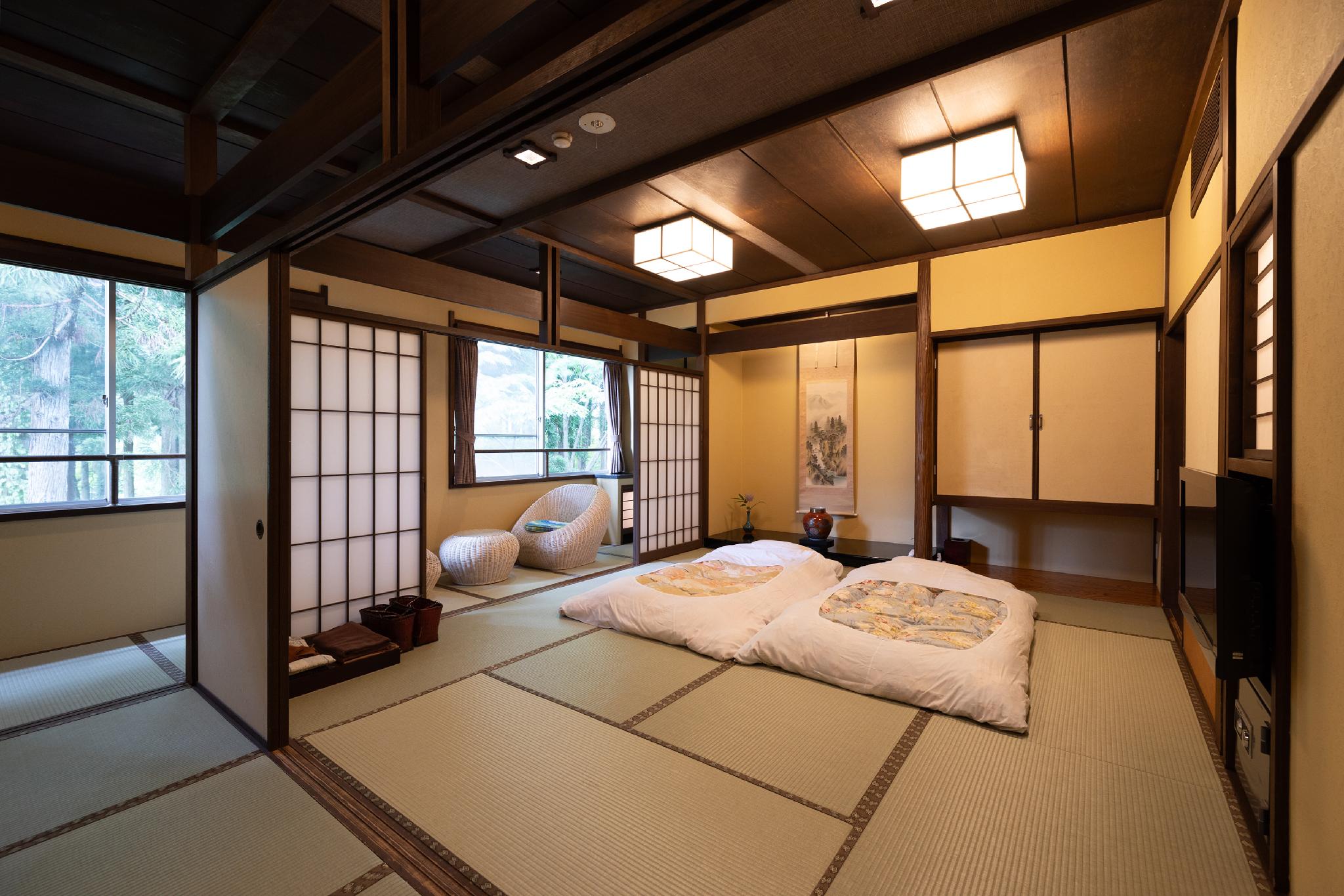 Japanese, Premier, Premium, Mountain View, Unit Bath
