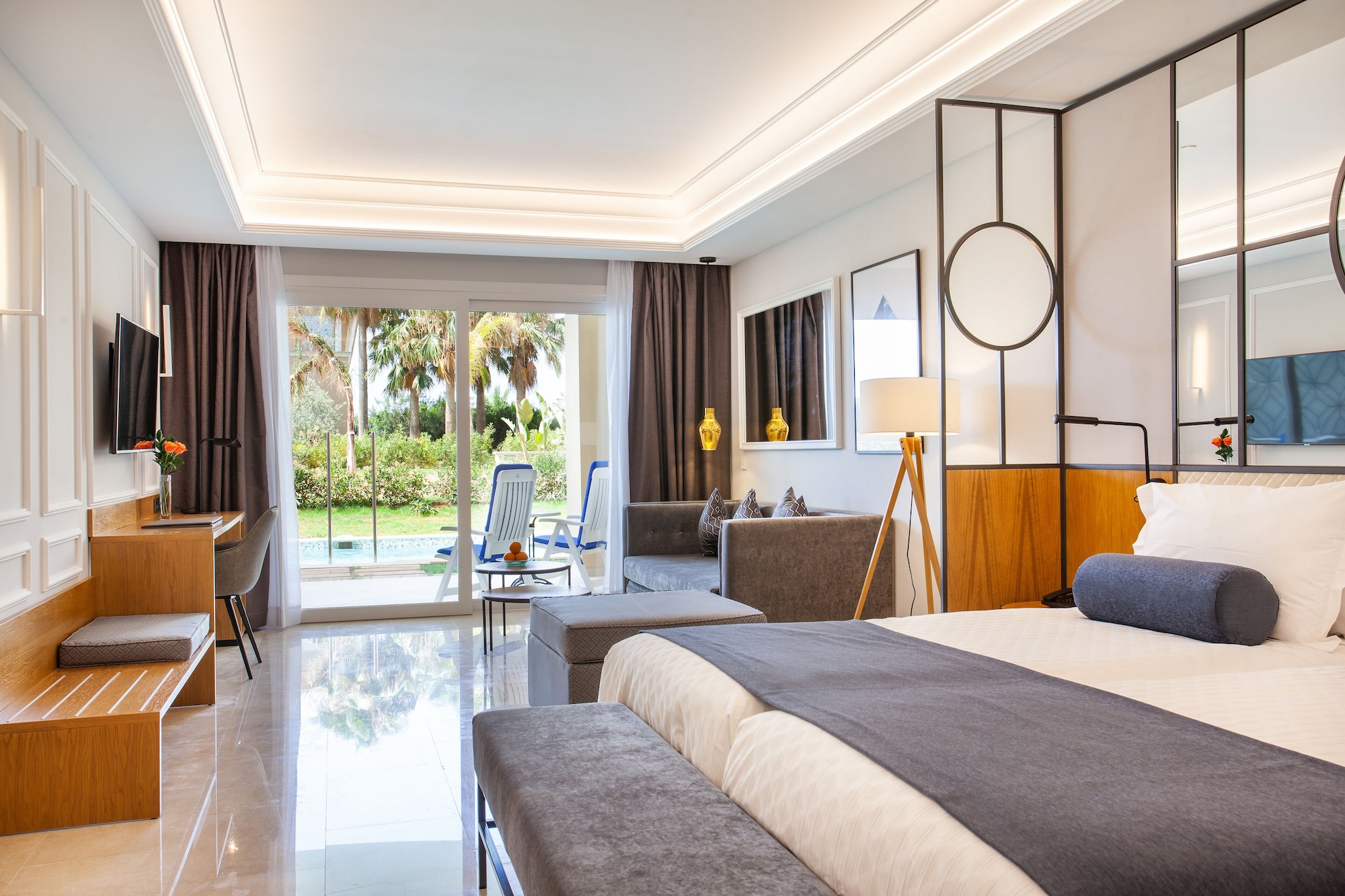 جناح جونيور بسريرين منفصلين بمسبح خاص، Grupotel Playa De Palma Suites And Spa 2/3