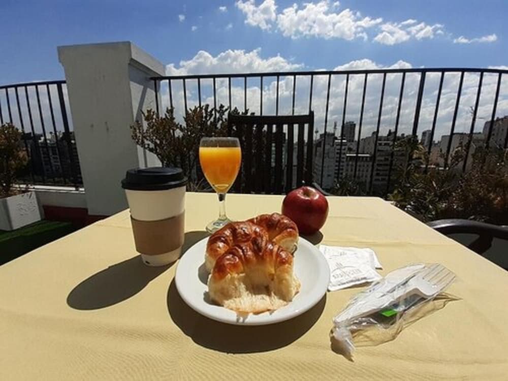 Embajador Hotel 30/55
