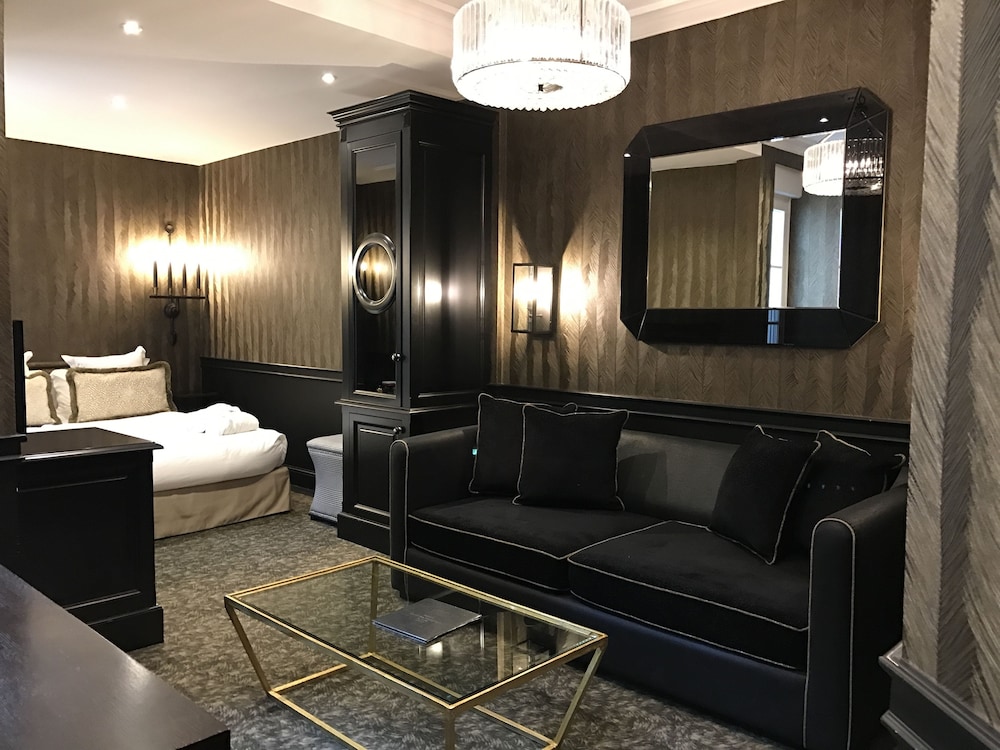 Hotel George Washington Paris 12/55