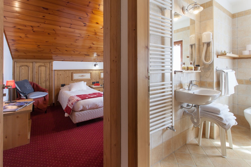 La Vallee Blanche Hotel 28/69