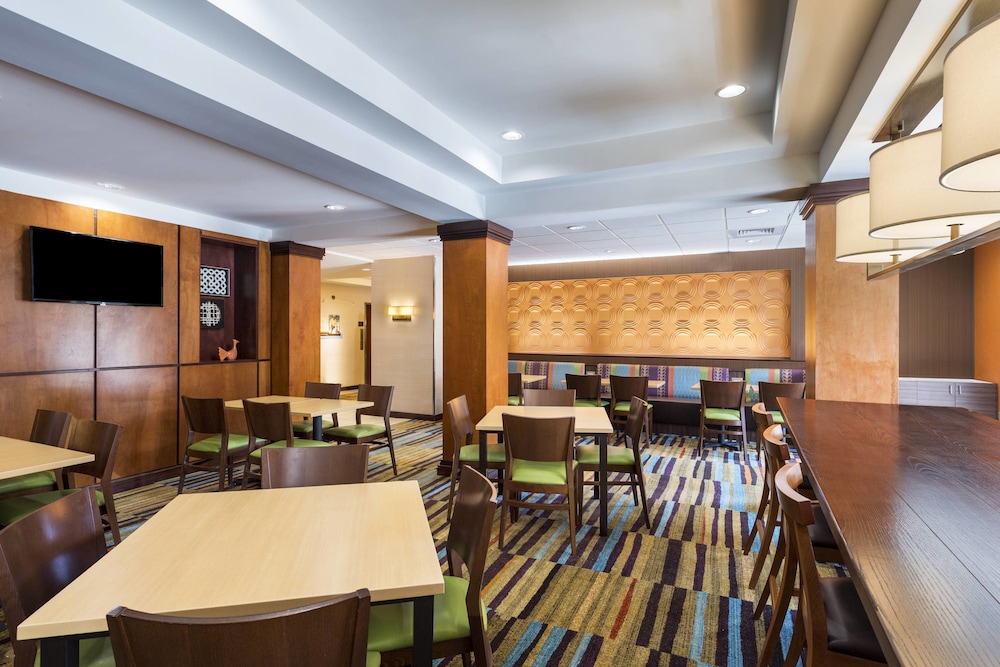 Fairfield Inn & Suites Marianna 54/67