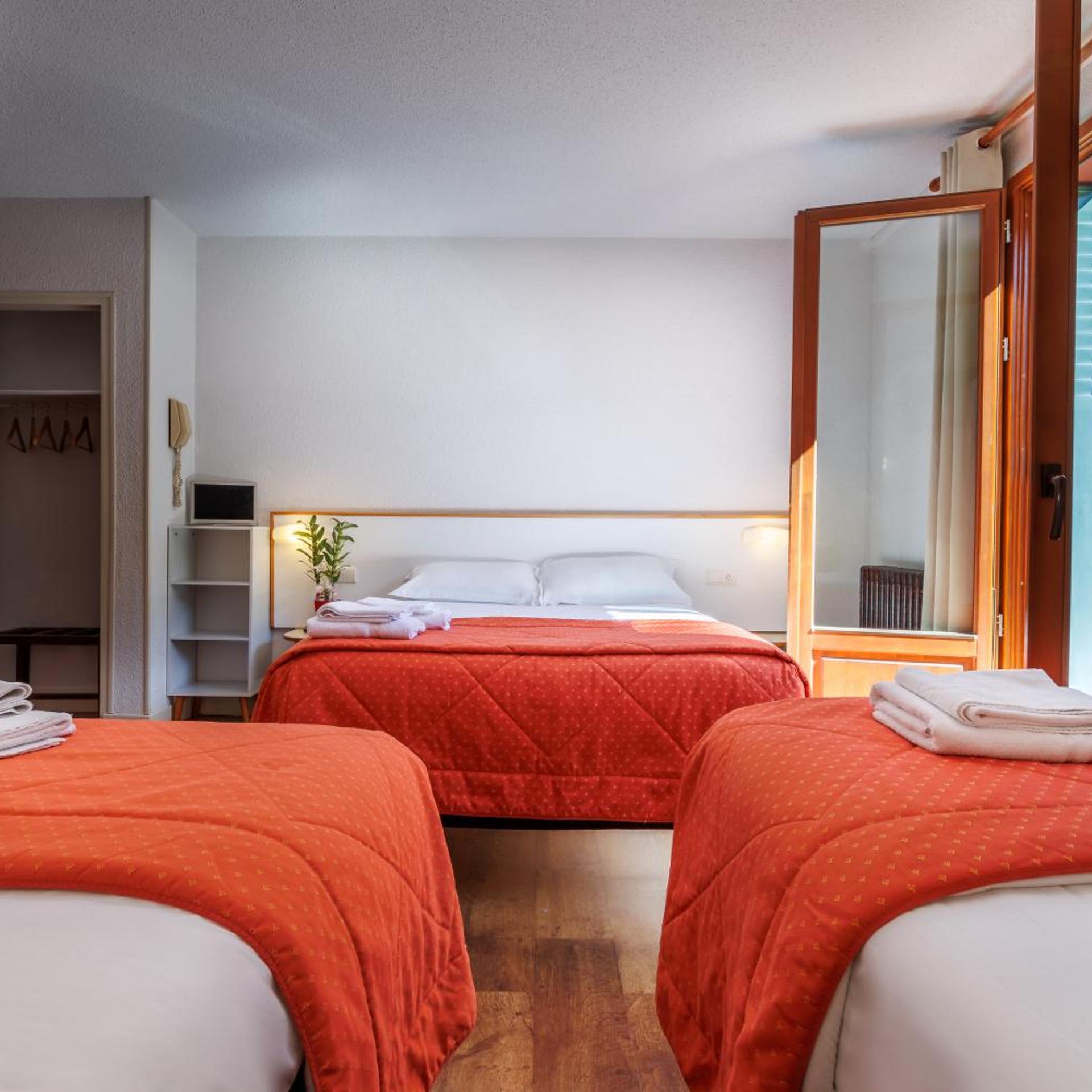 غرفة رباعية، Hotel Saint Clair 3/4