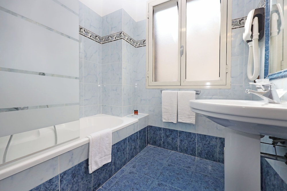 Hotel Rimini 51/56
