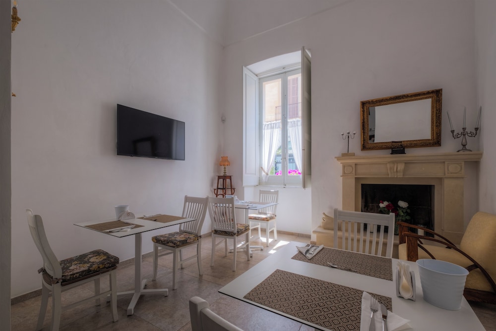 Relais Palazzo Vaglio 59/70