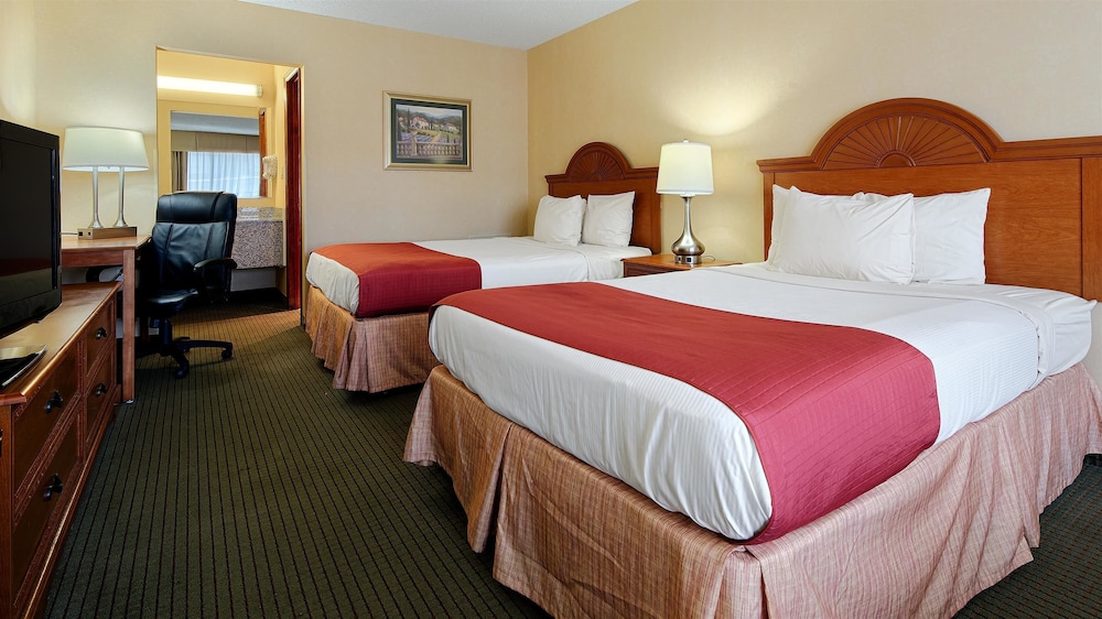 Rodeway Inn Lynchburg, VA 8/26