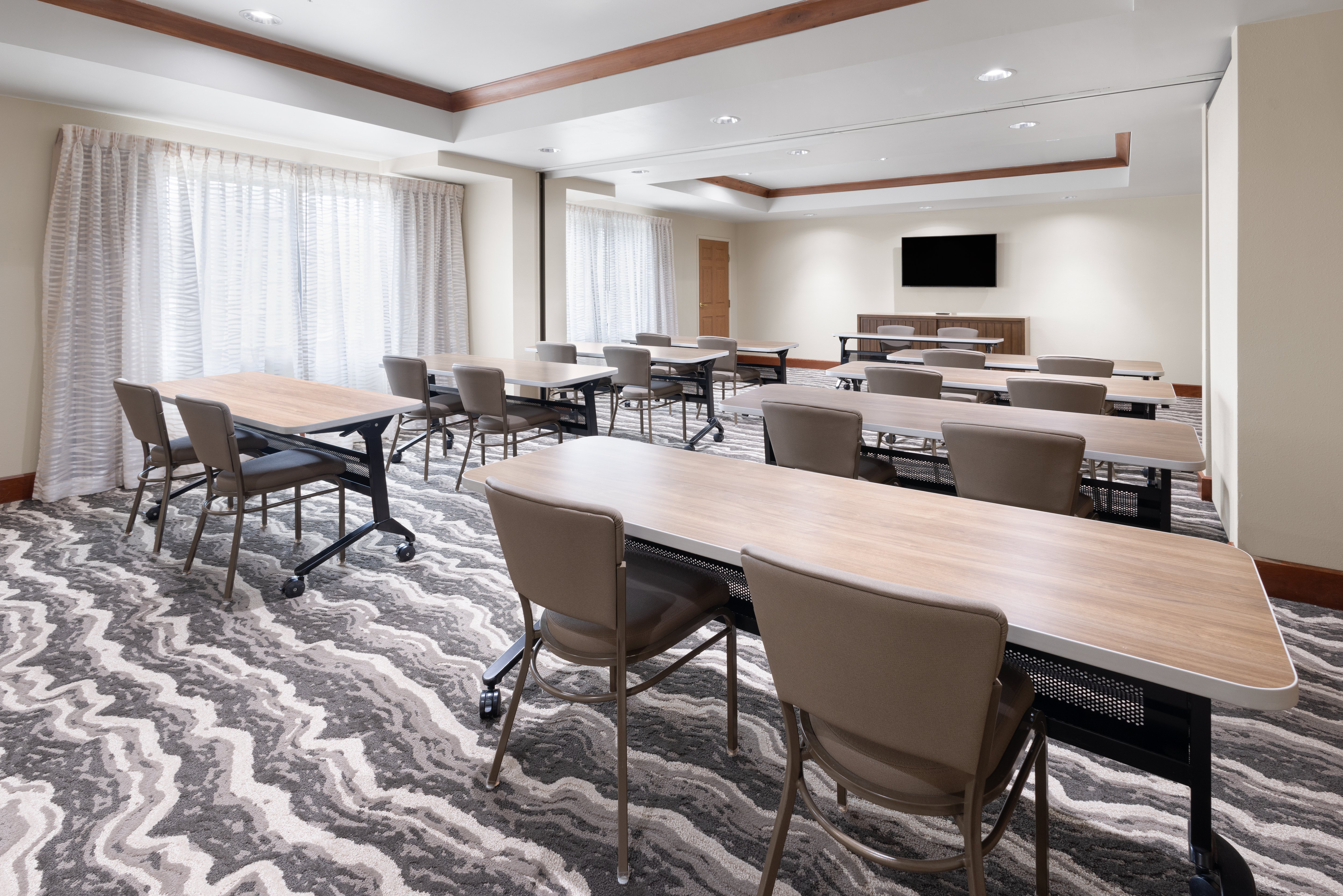Staybridge Suites Harrisburg Hershey 66/79