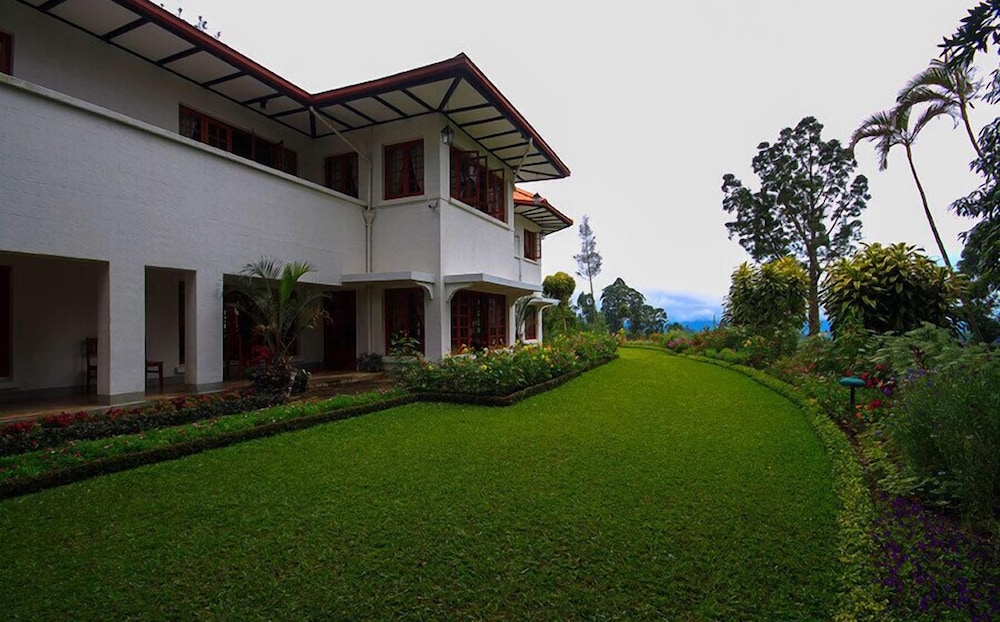 Governors Mansion 41/50