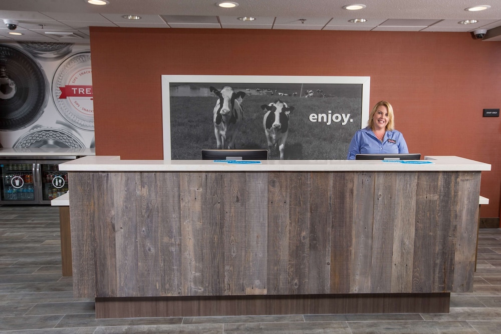 Hampton Inn & Suites Buellton/Santa Ynez Valley 6/42