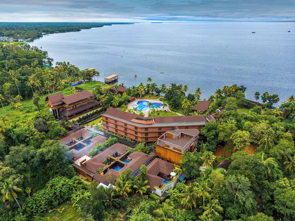 Uday Backwater Resort in Alappuzha