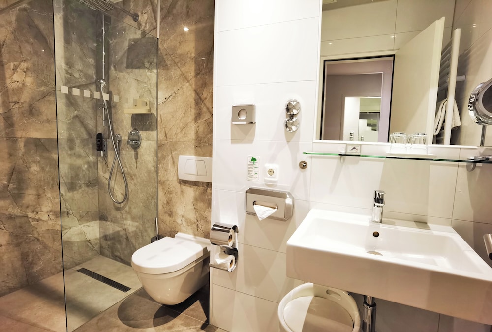 غرفة بزنس مفردة بسريرين منفصلين، Arthotel Munich 6/10