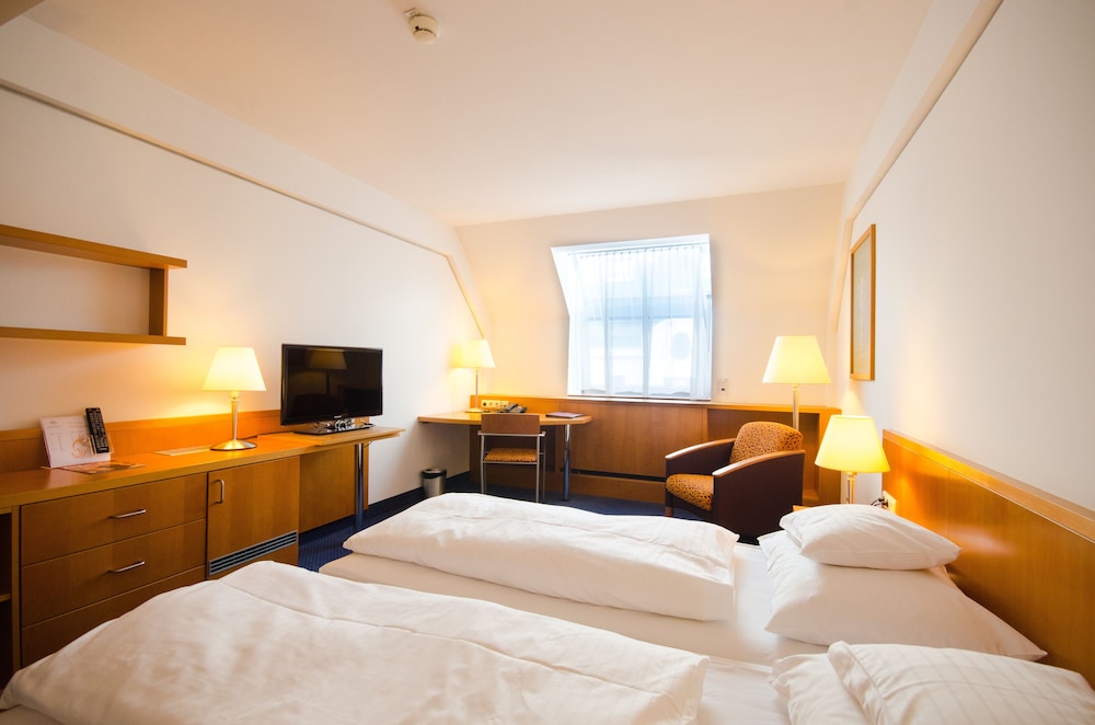 Hotel Strudlhof 11/68