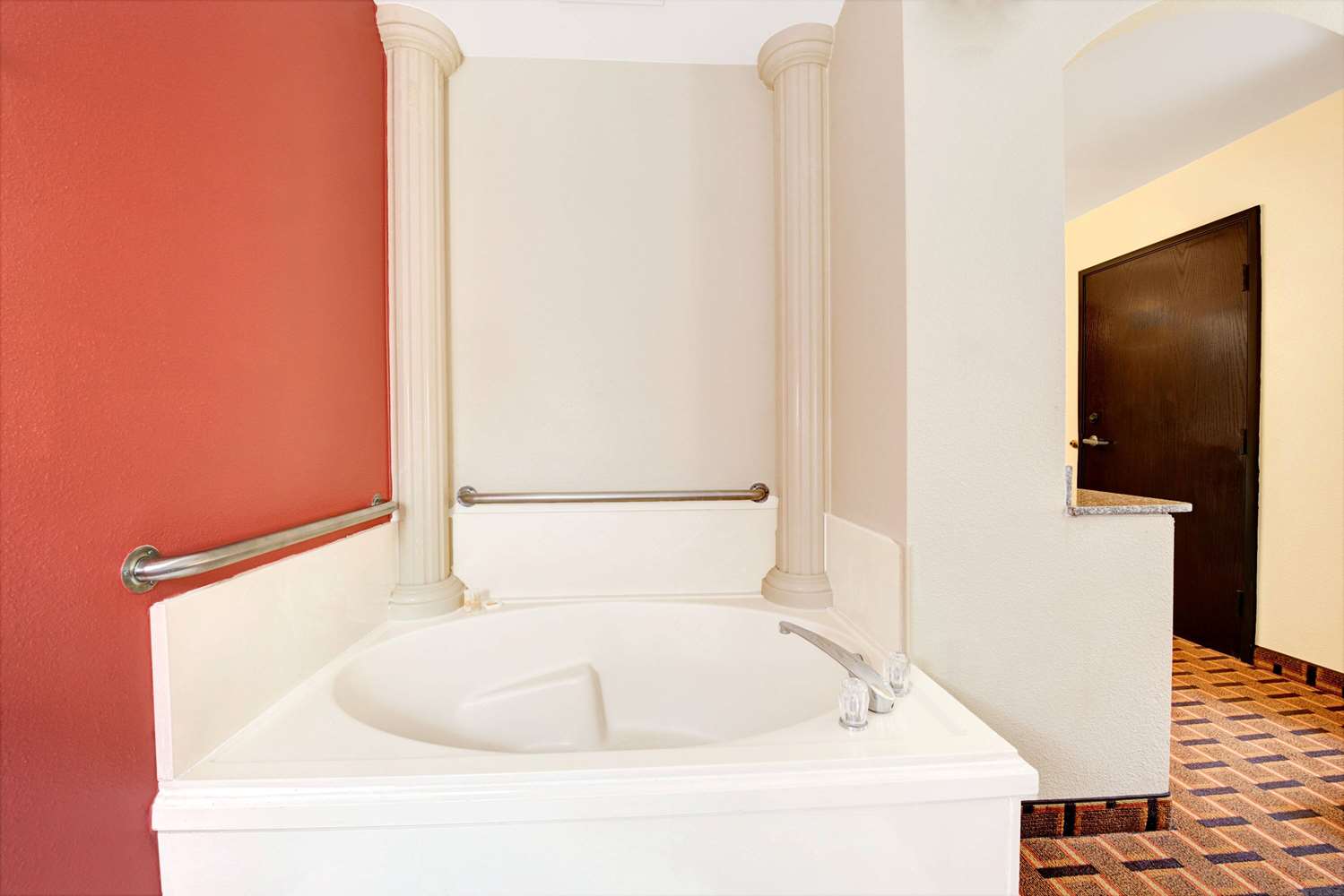 Days Inn by Wyndham Dallas Plano 31/31