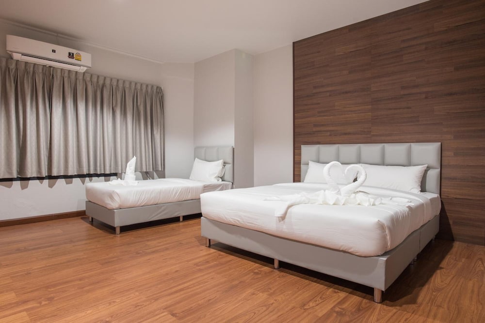 Chanthaburi Center Hotel 15/40