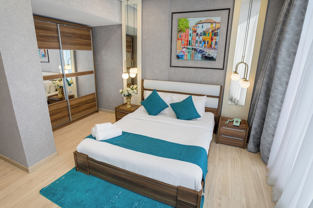 1 BEDROOM, DELUXE, APARTMENT