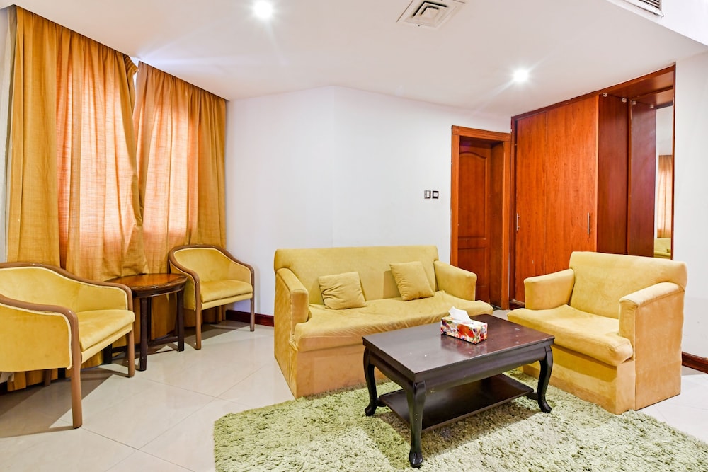 OYO 118 Revira Hotel 54/61
