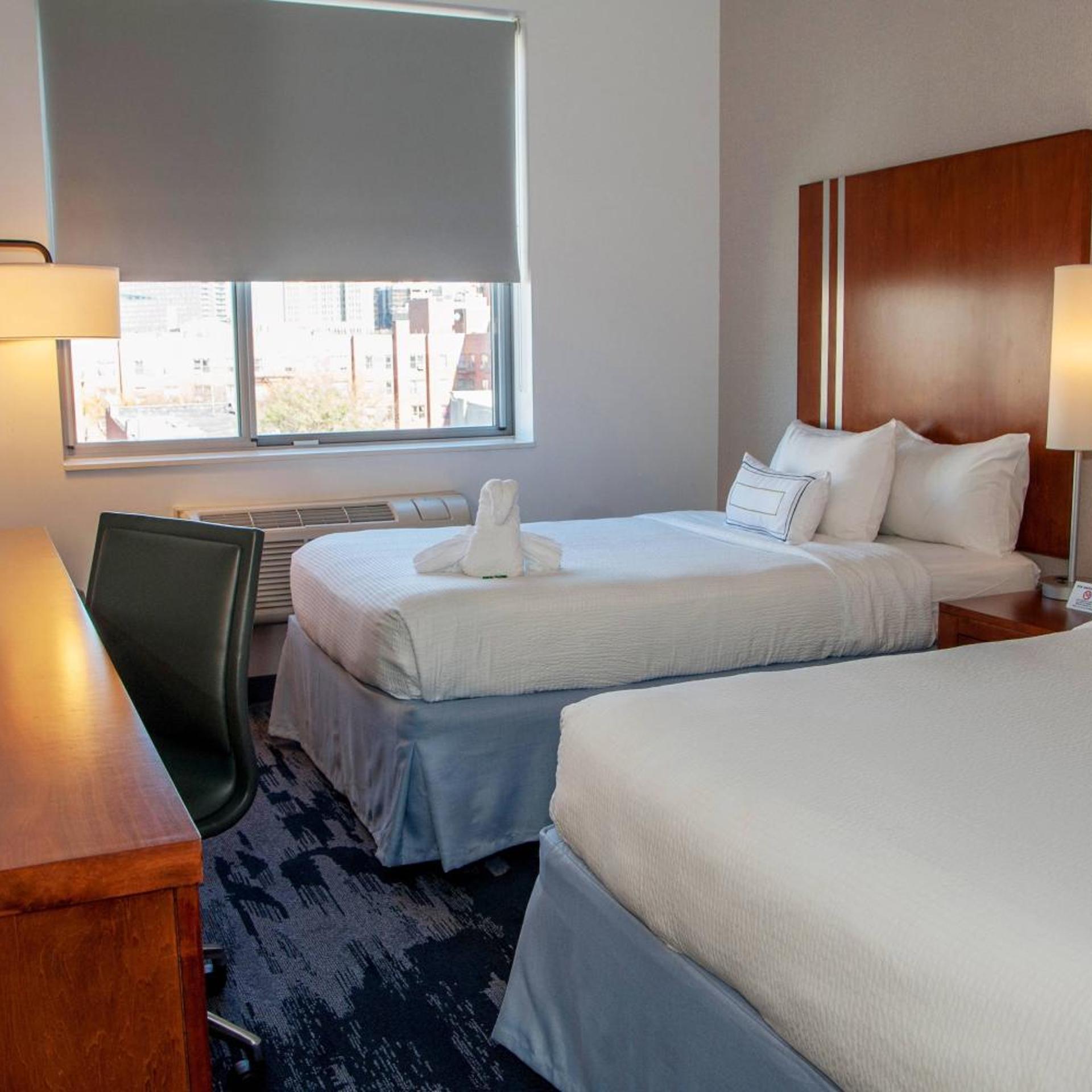 Renovated, 2 Double Beds, Accessible