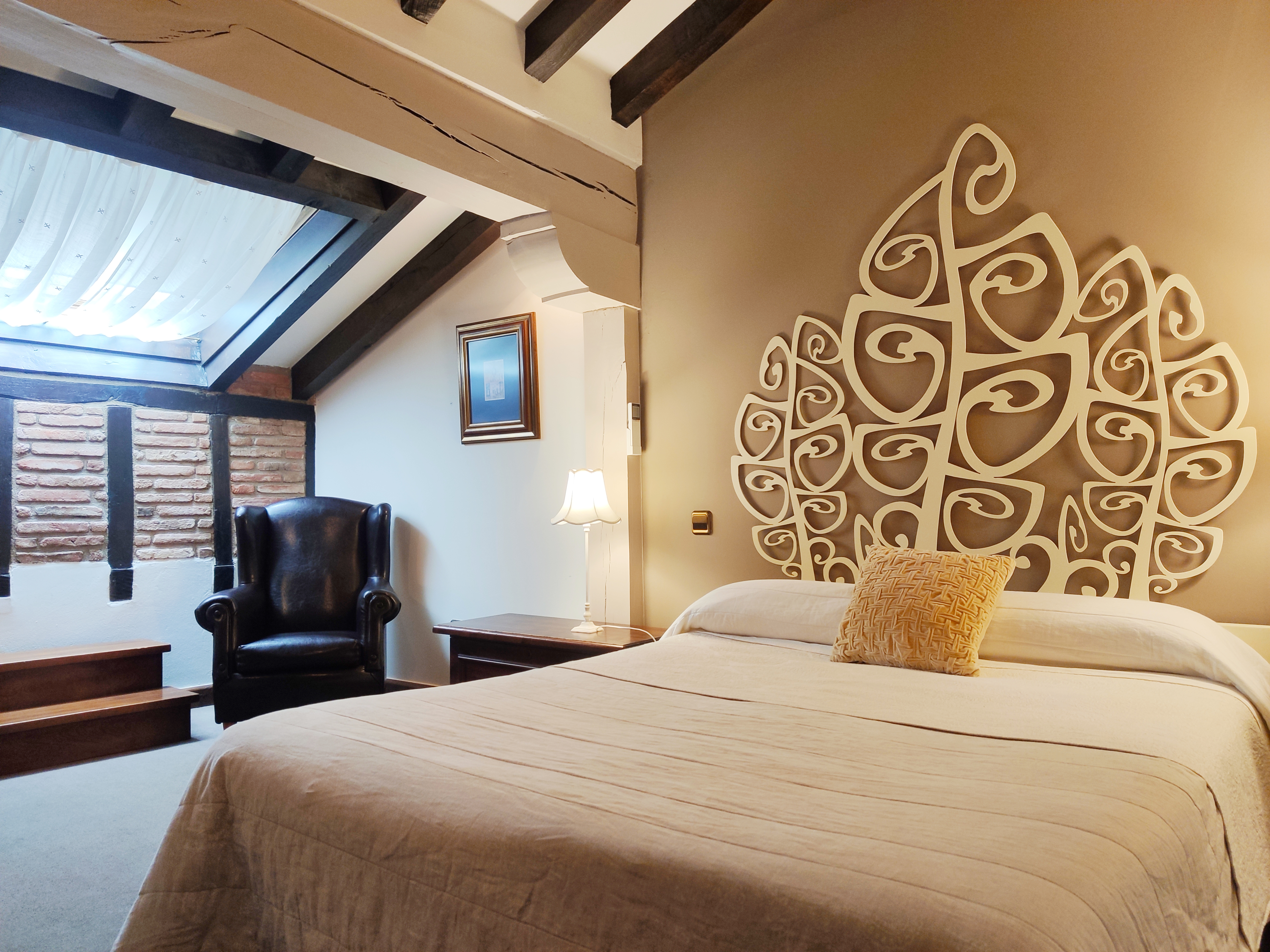 Standard, Double Bed