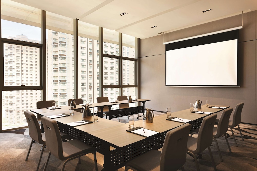 Hyatt Place Yinchuan Dayuecheng 56/63