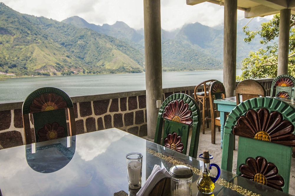 ECO HOTEL UXLABIL ATITLAN 36/49