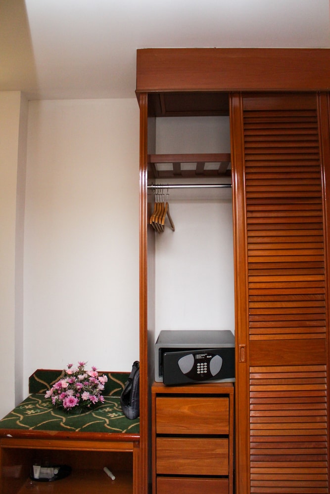 Hotel Sandakan 39/75