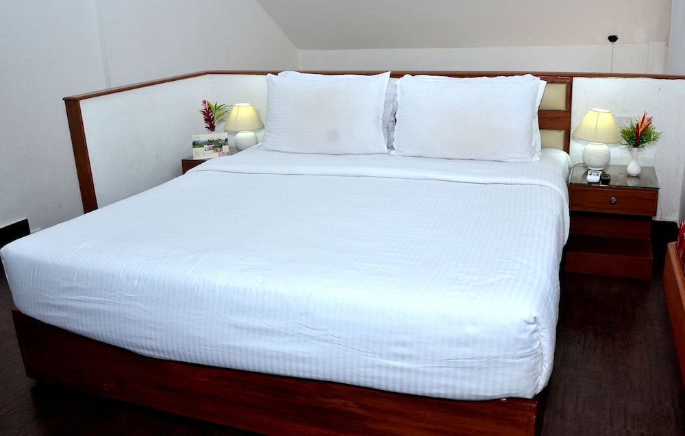 Vasco Dagama Beach Resort 5/30