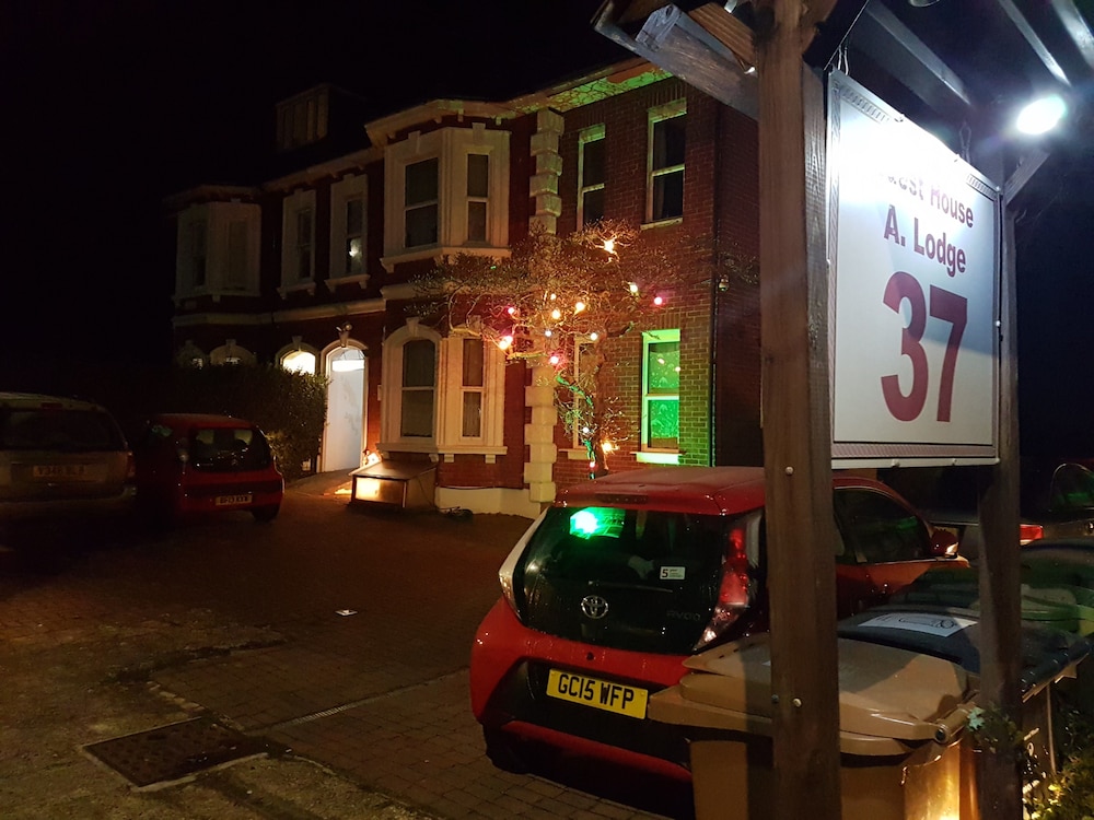 Anand Lodge 3/50