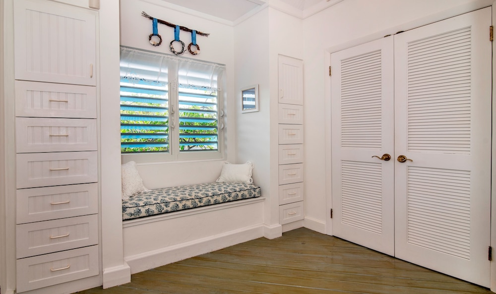 Grace Bay Beach Ocean Villas 17/50