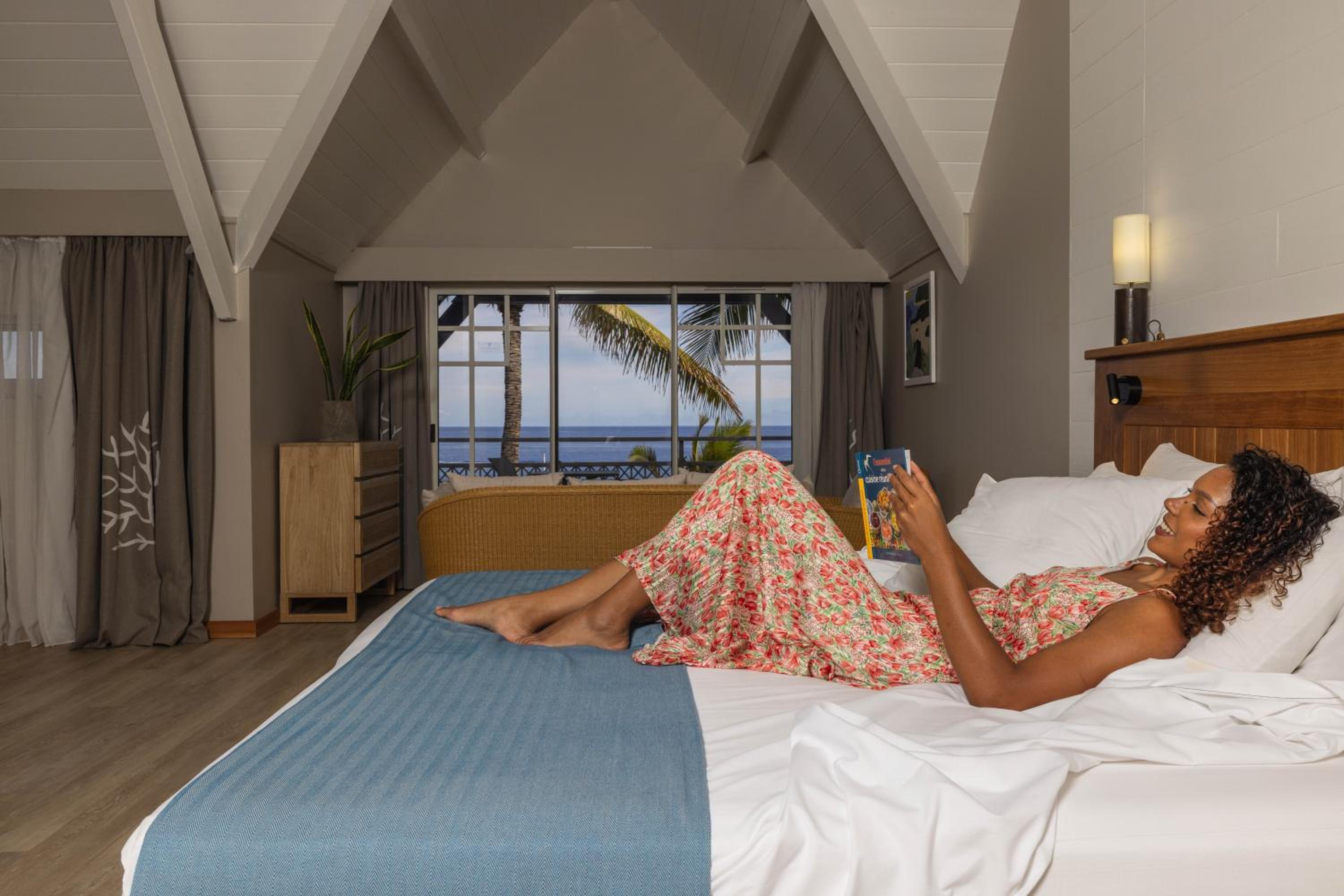 Senior, Suite, Ocean View, Hot Tub