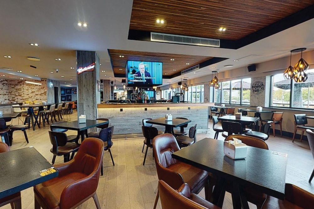 Village Urban Resort Nottingham 42/62