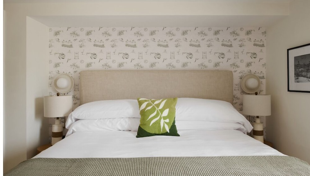 House, King Bed, Balcony, Main Building، The Penny Lane 3/5
