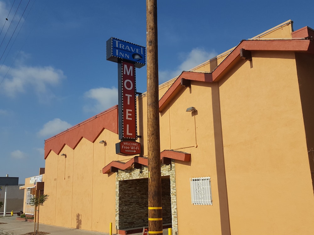 Travel Inn Motel 24/34