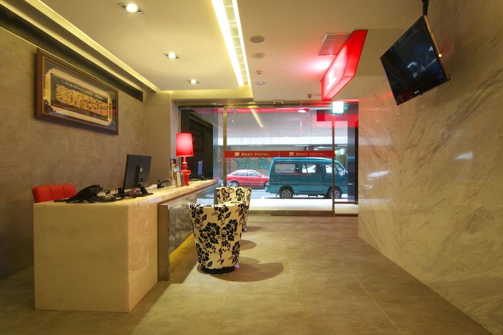 W5 Best Hotel 35/54