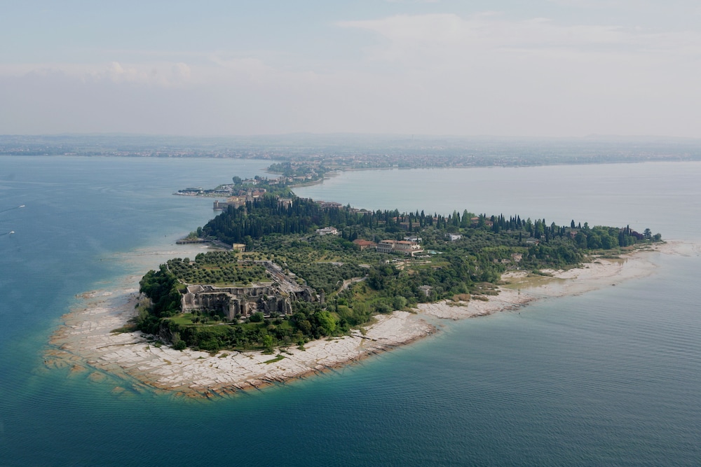 Hotel Sirmione E Promessi Sposi 59/69