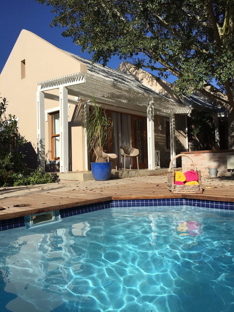 Darling Lodge Guest House Pty Ltd 3/50