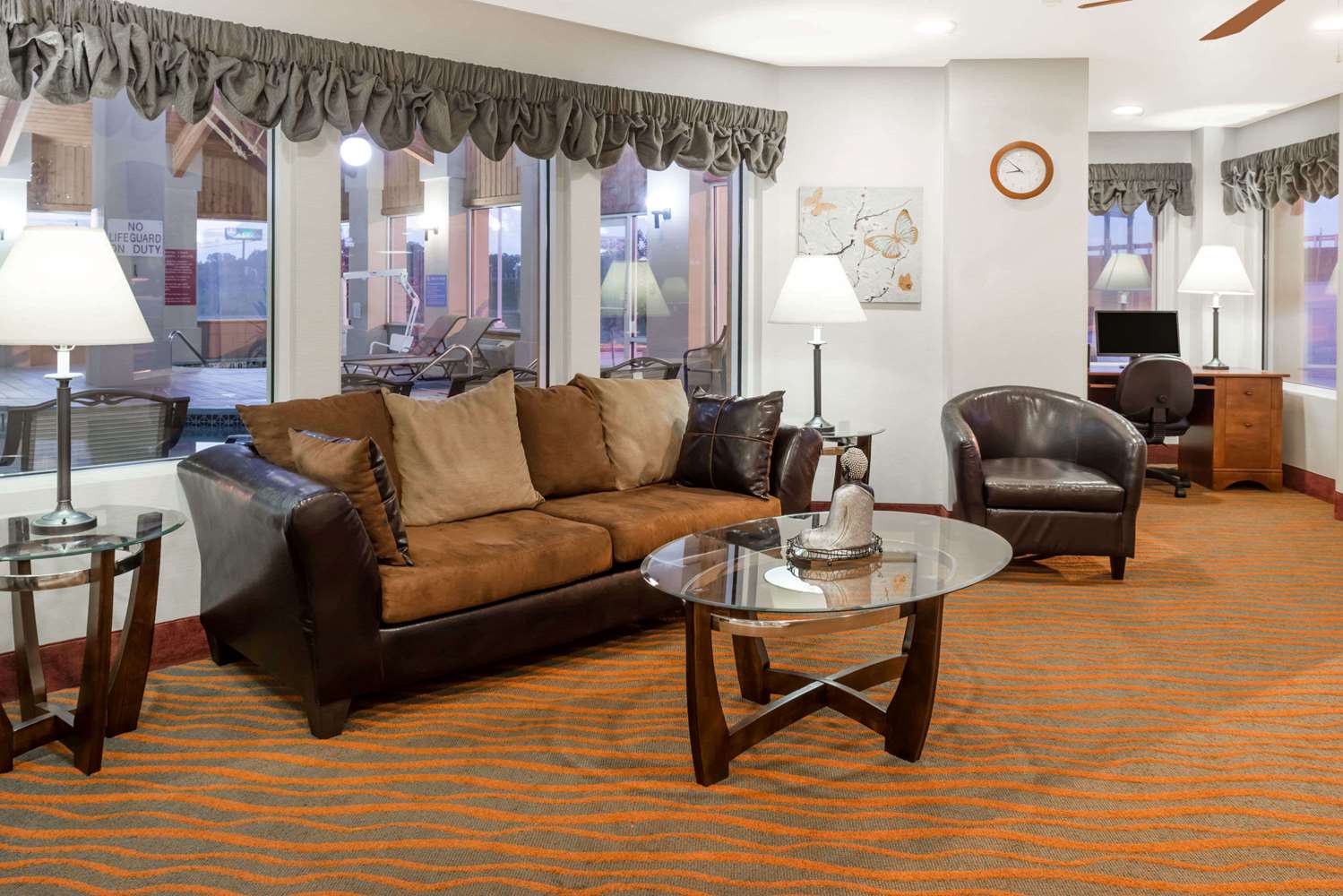 Baymont By Wyndham Rolla 5/7