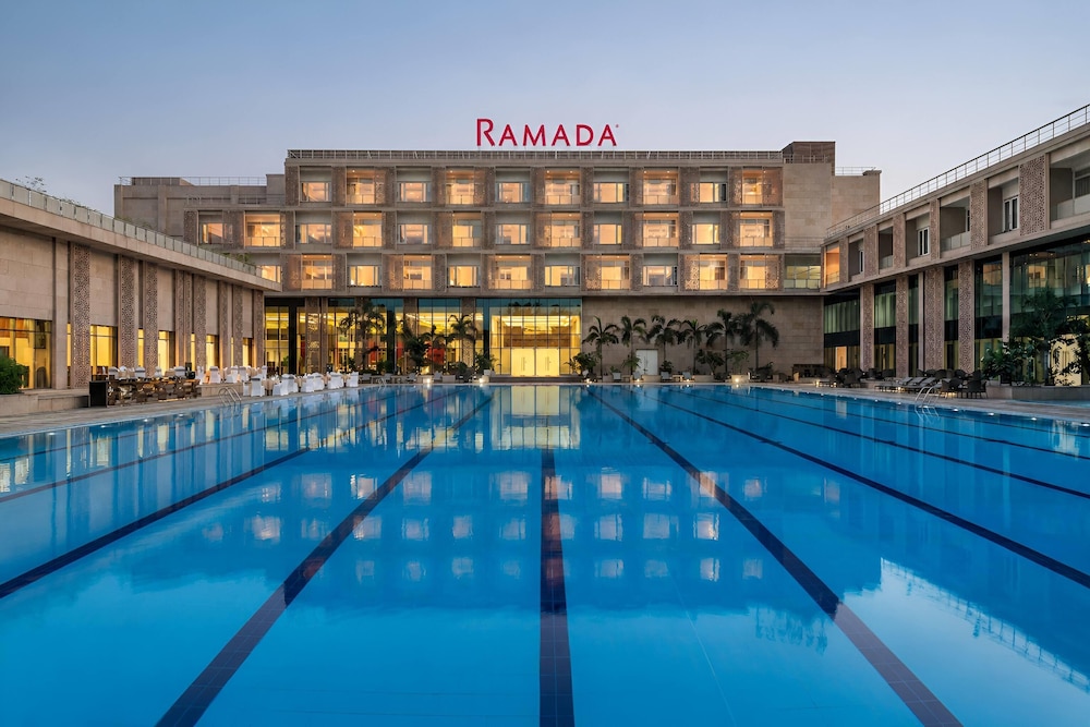Ramada by Wyndham Ahmedabad Narendra Modi Stadium Motera 2/49