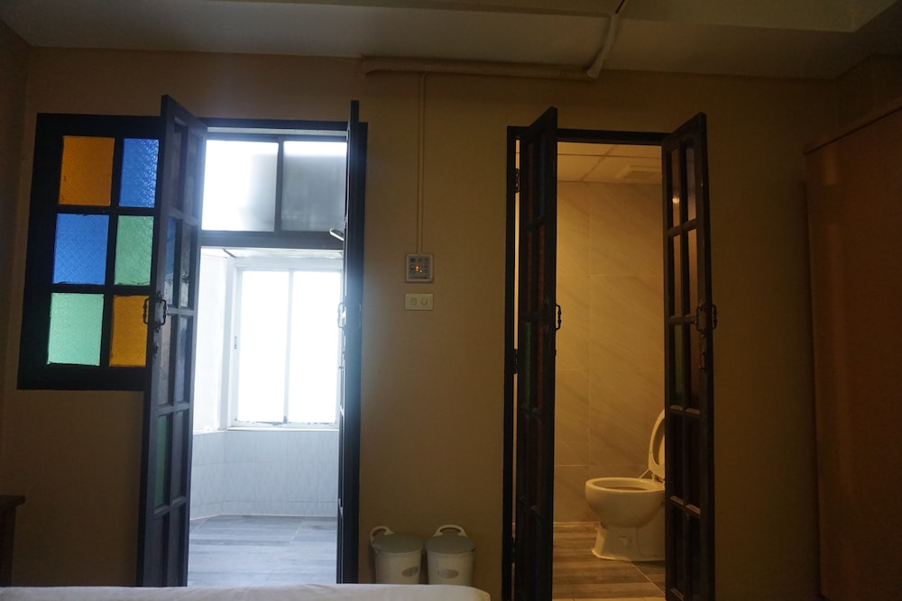 Bangkok Travel Suites 12/56