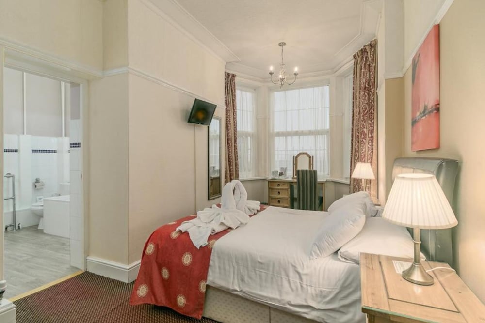 Skegness OYO Royal Hotel 28/60