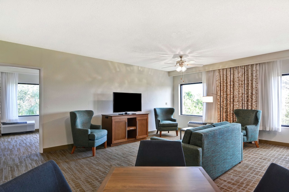 Hampton Inn Palm Beach Gardens 28/42