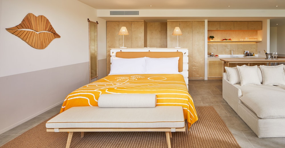 The Standard Hua Hin 24/82