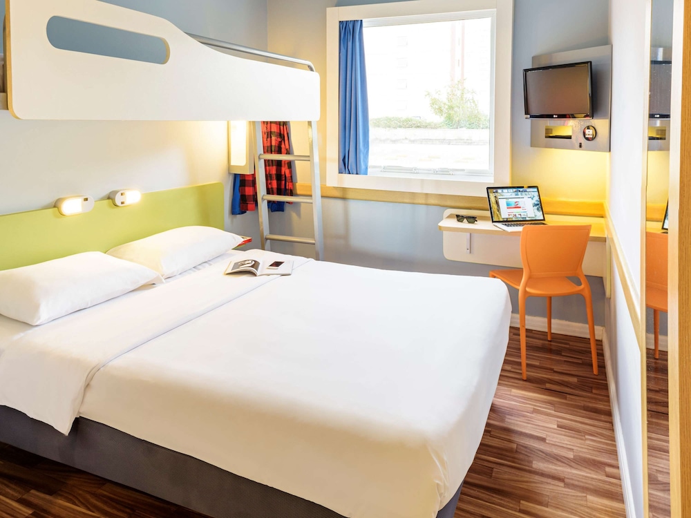 Ibis Budget Piracicaba 26/64