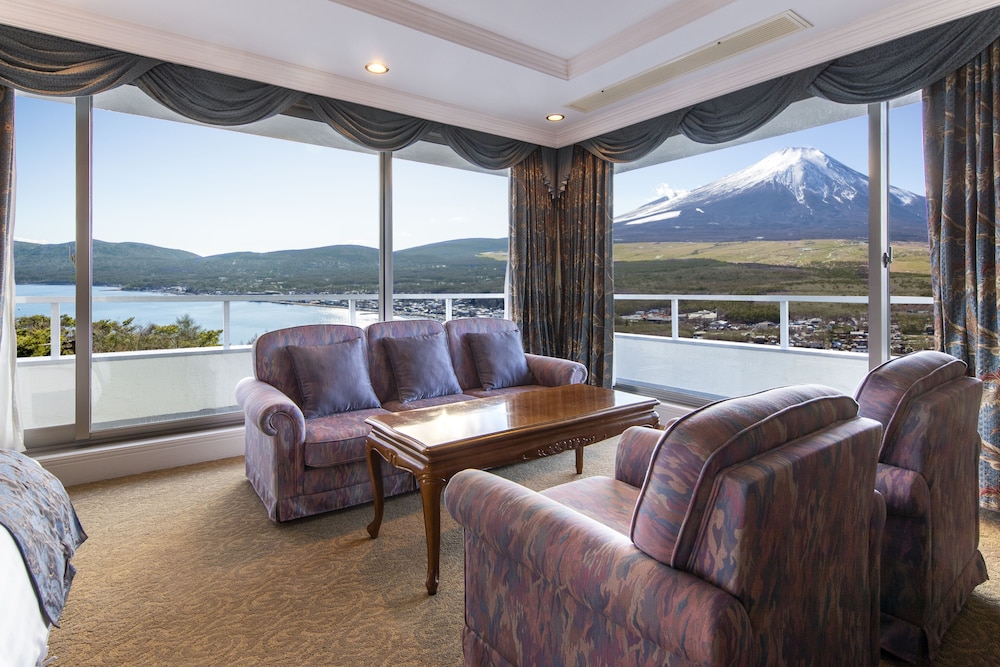 Hotel Mt. Fuji 41/65