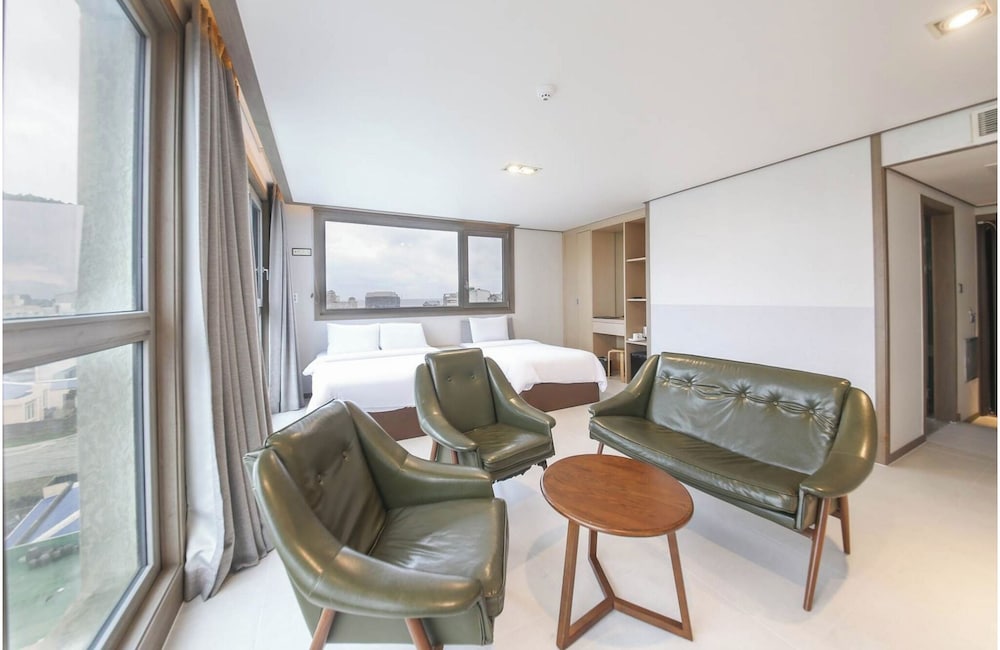 Sunrise Hotel Sungsan 51/62