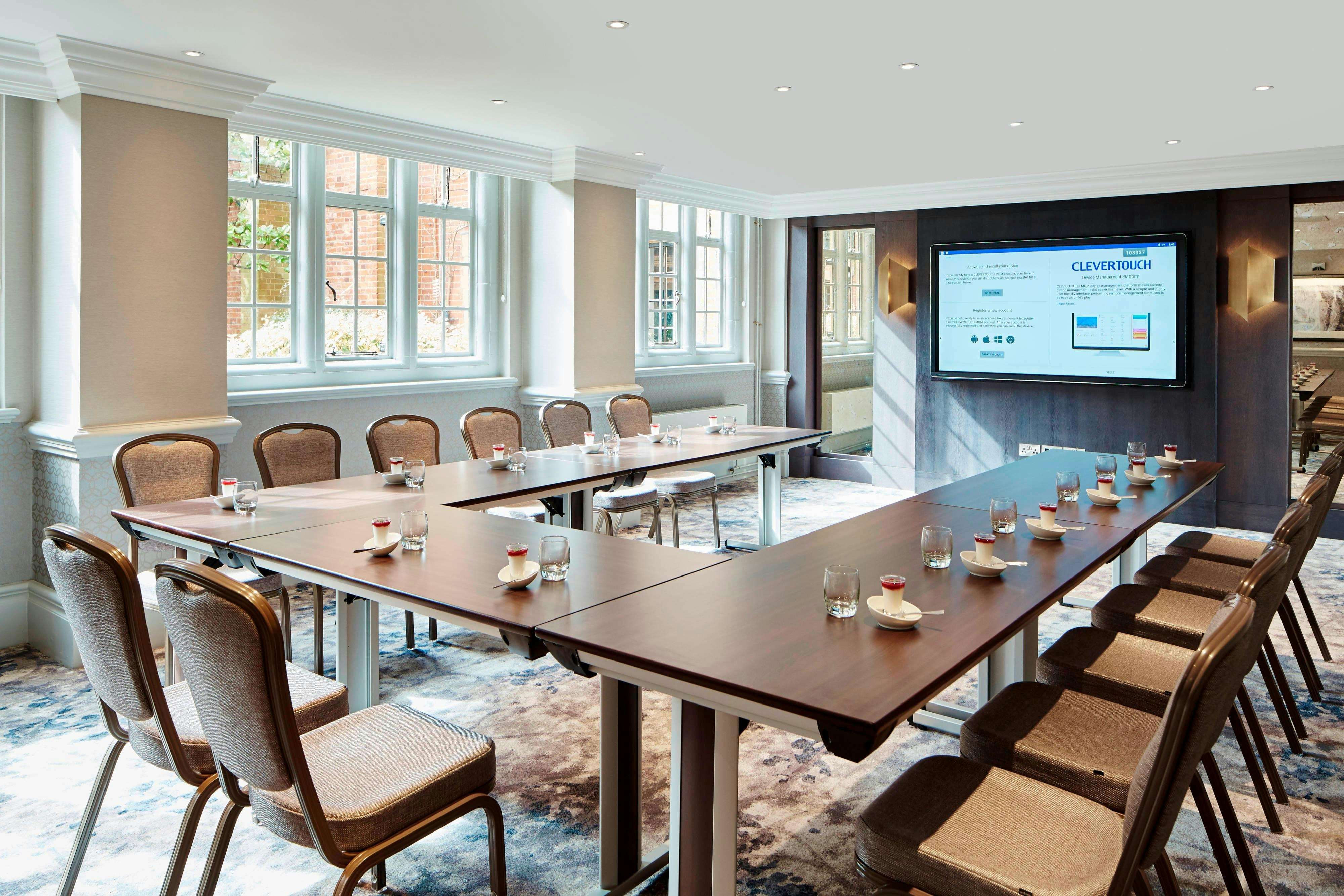 Marriott Hanbury Manor 23/36